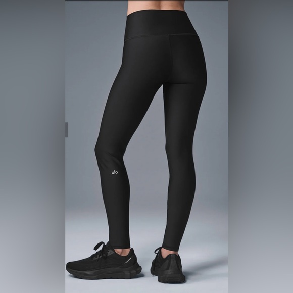 Alo High-Waist Airlift‎ Legging - Picture 2 of 9